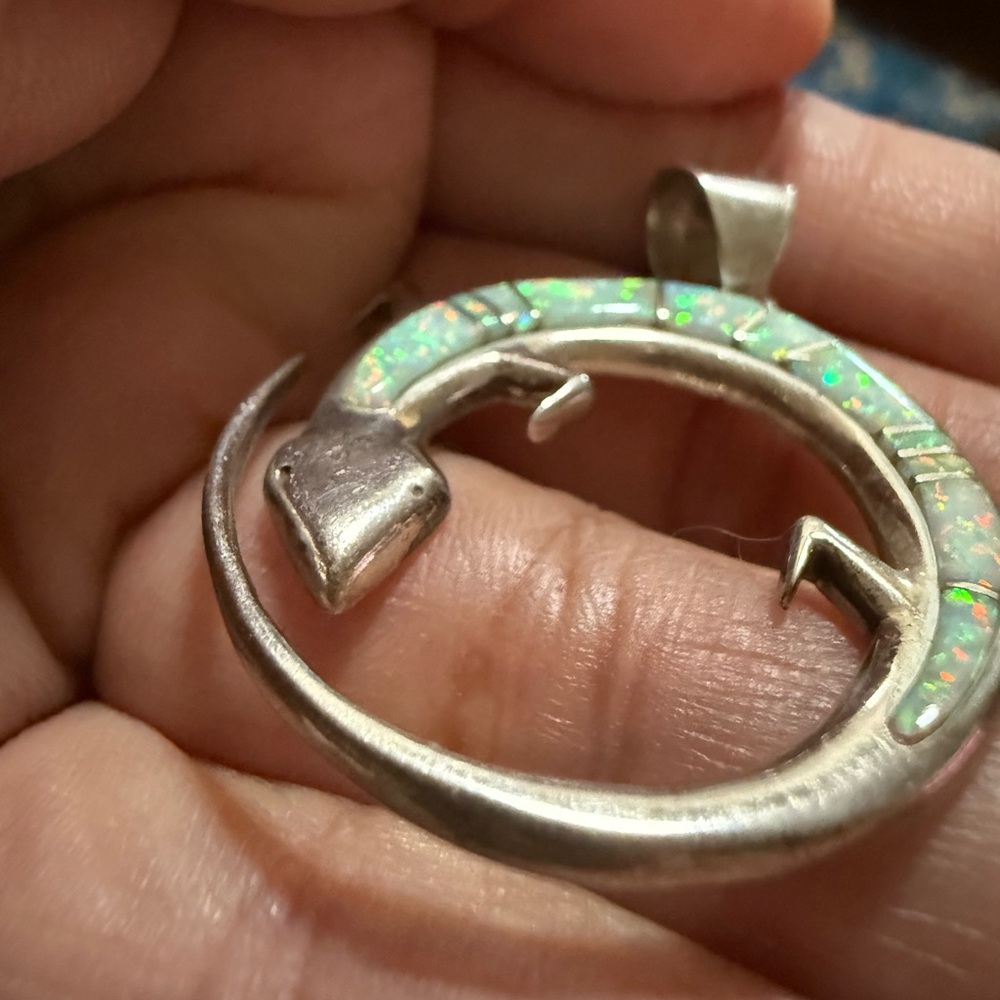 Touch of Santa Fe Sterling Silver lizard pendant with lab opal inlay - Picture 8 of 15
